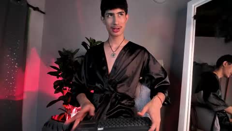 Nova online show from October 2025 07:36:02 PM