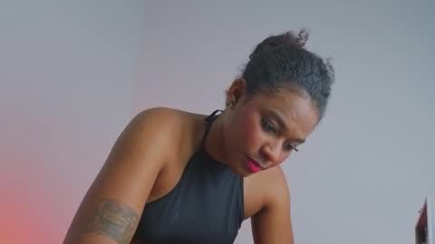 Snapshot of nude2557940 chatting on November 2025 06:18:02 AM Channel Cox online show from November 2025 06:18:02 AM