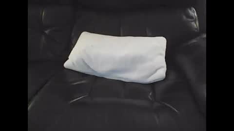 Snapshot of nudestud887 chatting on January 2025 04:17:02 AM nudestud887 online show from January 2025 04:17:02 AM