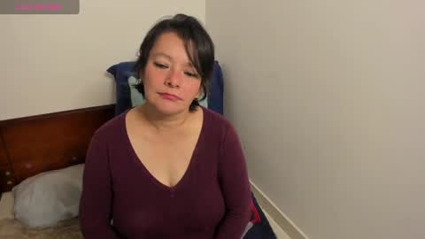 nuit_rose online show from March 2025 02:01:02 AM