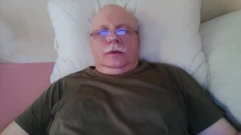 nukiss online show from November 2025 10:39:02 AM