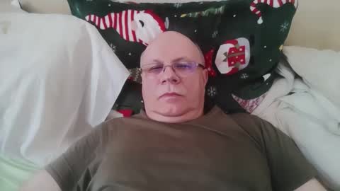 nukiss online show from April 2026 01:11:01 PM