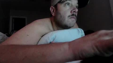 nuttincowboy727272 online show from February 2026 03:53:02 PM