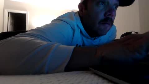 nuttincowboy727272 online show from March 2026 12:33:01 AM