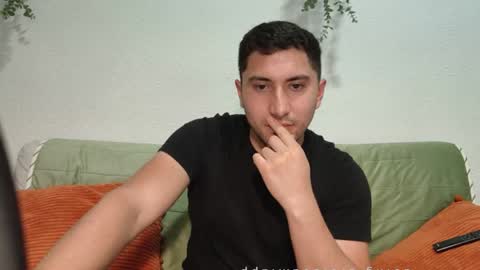 Snapshot of nuxfertt chatting on June 2026 06:09:01 PM nuxfertt online show from June 2026 06:09:01 PM