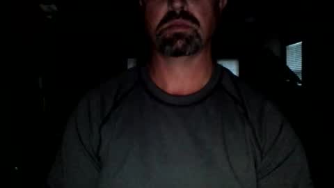 nvrenuff1979 online show from October 2025 11:29:01 AM