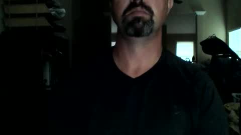 Snapshot of nvrenuff1979 chatting on May 2026 11:37:02 AM nvrenuff1979 online show from May 2026 11:37:02 AM