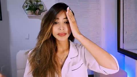 Nycole online show from March 2026 02:26:01 AM