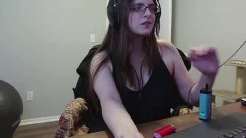 Nyctophilic online show from October 2025 03:43:01 AM