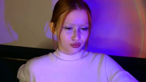 nyra_thira online show from December 2025 01:44:02 AM