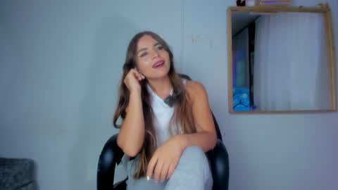 Laura nyu online show from January 2026 10:36:01 PM