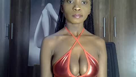 Snapshot of nyverra chatting on June 2026 07:01:02 AM nyverra online show from June 2026 07:01:02 AM