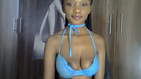 Snapshot of nyverra chatting on July 2026 07:25:01 AM nyverra online show from July 2026 07:25:01 AM
