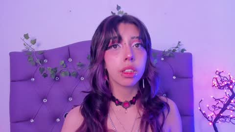 Snapshot of nyx_nayla chatting on December 2024 02:05:02 PM online show from December 2024 02:05:02 PM