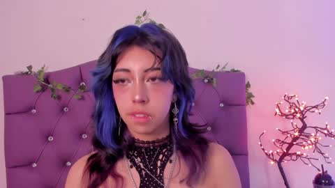 Snapshot of nyx_nayla chatting on December 2024 02:17:02 PM online show from December 2024 02:17:02 PM