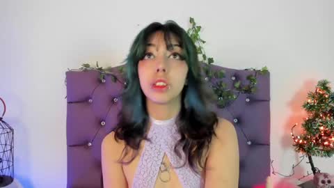 Snapshot of nyx_nayla chatting on December 2024 04:08:02 PM online show from December 2024 04:08:02 PM