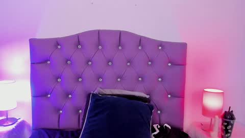 Snapshot of nyx_nayla chatting on January 2025 10:58:02 PM online show from January 2025 10:58:02 PM