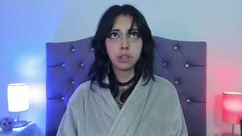 Snapshot of nyx_nayla chatting on January 2025 05:10:02 AM online show from January 2025 05:10:02 AM