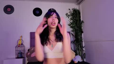 Snapshot of nyx_nayla chatting on September 2025 04:01:02 AM online show from September 2025 04:01:02 AM