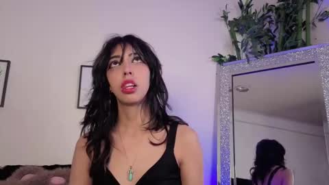 Snapshot of nyx_nayla chatting on September 2025 11:42:02 PM online show from September 2025 11:42:02 PM