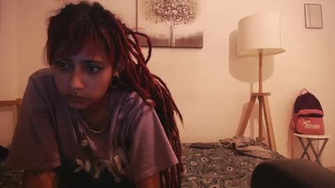 Snapshot of nyxxx_rouge chatting on January 2025 11:02:01 PM nyxxx_rouge online show from January 2025 11:02:01 PM