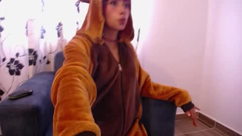 Snapshot of nyxxx_rouge chatting on February 2026 09:33:01 PM nyxxx_rouge online show from February 2026 09:33:01 PM