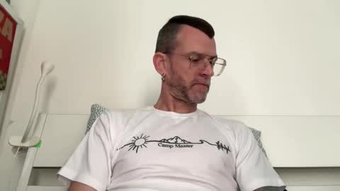 Jonathan Deep online show from March 2026 11:24:02 AM