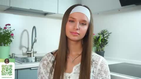 molly in da love online show from June 2026 03:11:02 PM