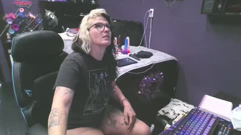 Oddy With A Body online show from February 2026 01:47:02 AM