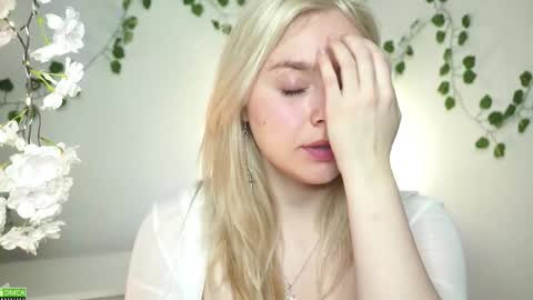 Alice online show from November 2025 08:30:01 PM