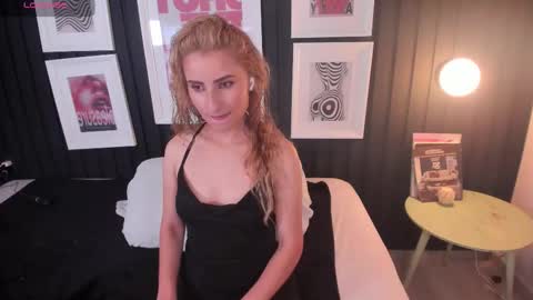 Snapshot of odette_bulgari chatting on February 2026 10:41:02 AM Ana online show from February 2026 10:41:02 AM