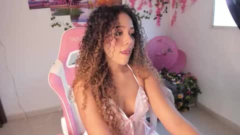 Odette  online show from October 2025 09:11:01 PM