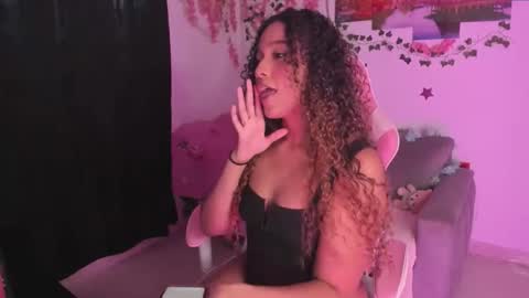 Odette  online show from November 2025 10:30:02 PM