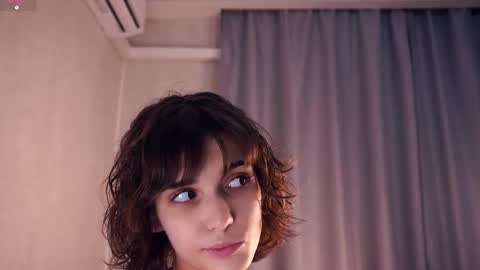 Thea online show from December 2025 07:20:02 PM