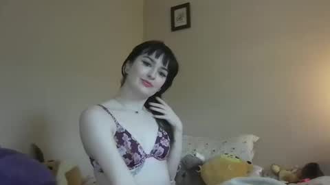 Snapshot of odetteraine chatting on February 2026 07:31:01 PM Odette online show from February 2026 07:31:01 PM