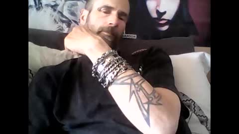 Snapshot of oedipe666 chatting on May 2026 03:44:02 PM oedipe666cam online show from May 2026 03:44:02 PM