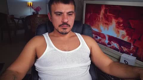 Snapshot of officeman7 chatting on December 2024 06:06:01 PM officeman7 online show from December 2024 06:06:01 PM