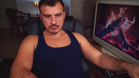 Snapshot of officeman7 chatting on December 2024 05:43:02 PM officeman7 online show from December 2024 05:43:02 PM