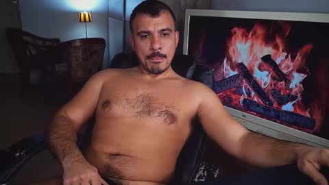 Snapshot of officeman7 chatting on January 2025 08:00:02 PM officeman7 online show from January 2025 08:00:02 PM