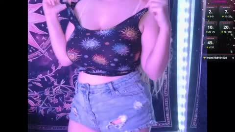 Vee online show from August 2026 05:37:01 PM