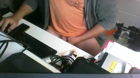 Snapshot of ofmtfs10 chatting on December 2025 02:43:02 PM ofmtfs10 online show from December 2025 02:43:02 PM