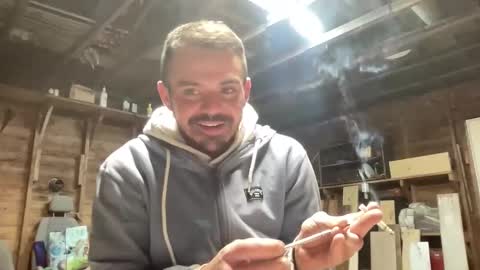 Snapshot of ofthatguy chatting on December 2025 01:32:01 AM ofthatguy online show from December 2025 01:32:01 AM