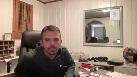 Snapshot of ofthatguy chatting on December 2025 02:39:01 AM ofthatguy online show from December 2025 02:39:01 AM