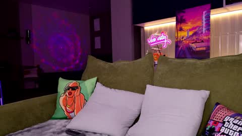 Monica online show from April 2026 03:28:01 PM