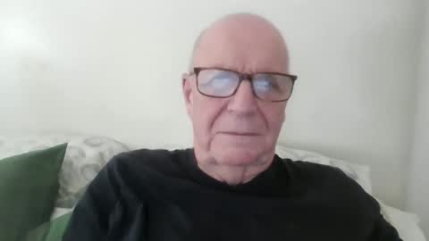 Snapshot of oggi95 chatting on June 2026 10:32:02 AM oggi95 online show from June 2026 10:32:02 AM
