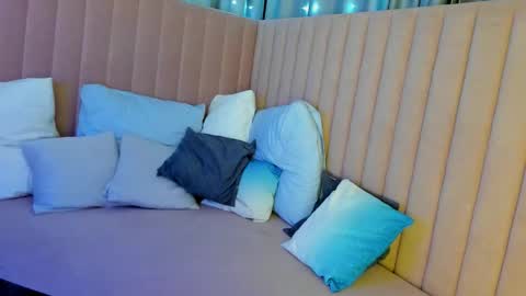 Snapshot of oh_kate_ chatting on February 2026 01:37:01 AM oh_kate_ online show from February 2026 01:37:01 AM