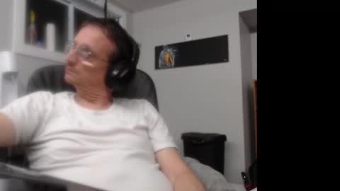 ohbitt online show from September 2025 04:47:01 AM