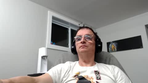 ohbitt online show from October 2025 03:48:01 AM