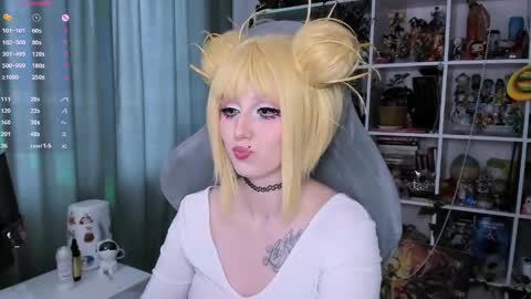 Clementine  Clem  online show from April 2026 09:40:01 AM