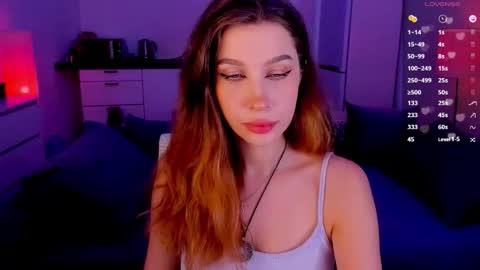 Light  online show from November 2025 06:18:02 PM